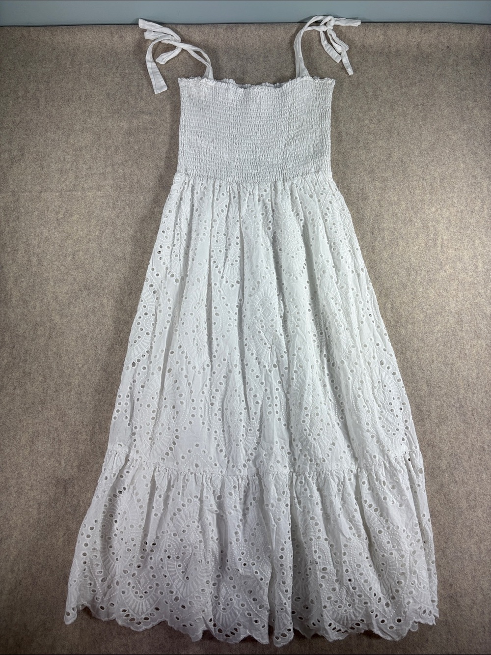 Everly White Eyelet Maxi Dress Medium EUC Smocked Tie Strap Boutique Sundress
